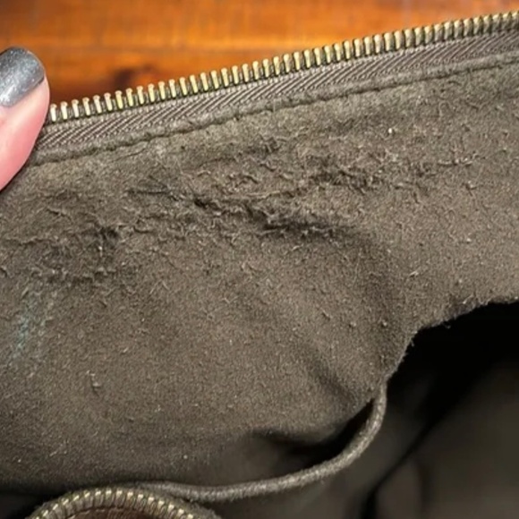 LOUIS VUITTON Portobello Bag - Picture 12 of 13